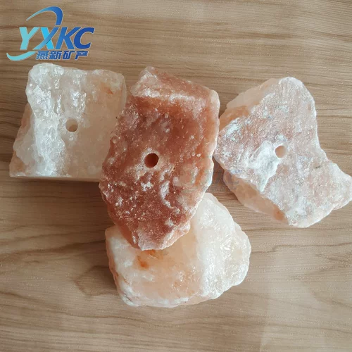 Облизывая соль, гималайские натуральные минералы, облизывая лошадь скот и овец солью, солью, кирпичом, животноводством и солью, питательным кормление