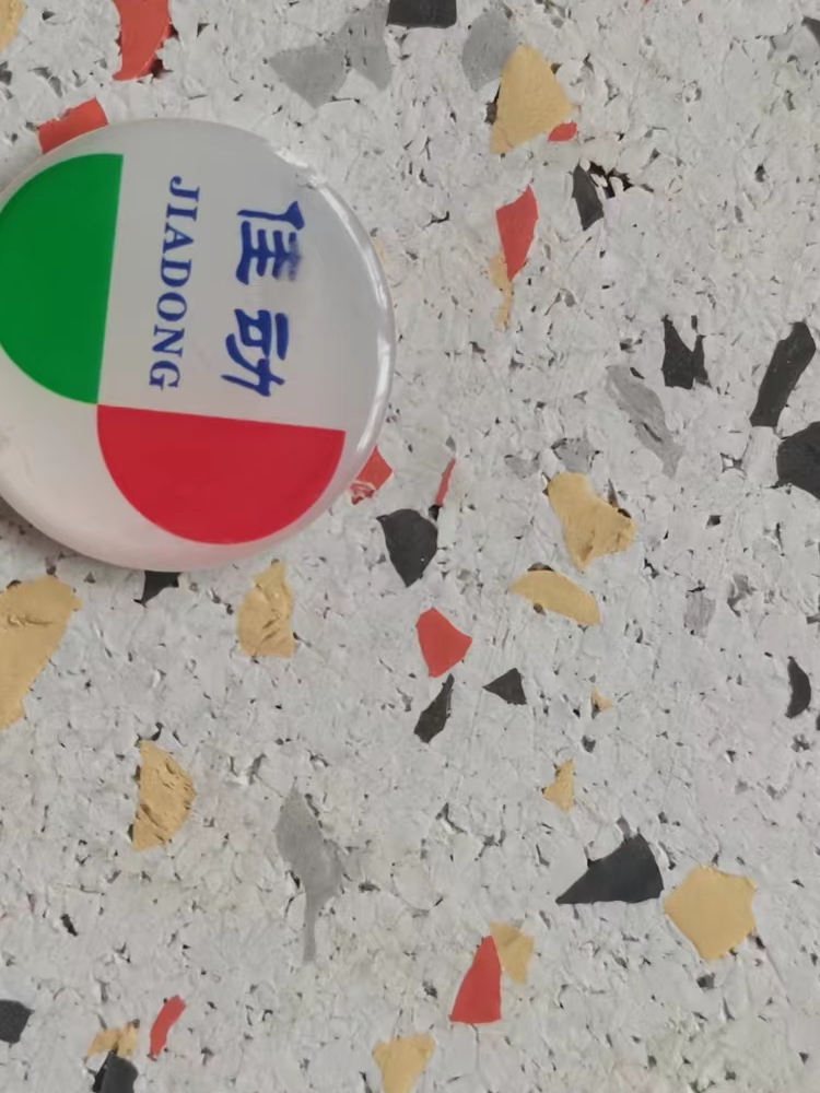 New national standard EPDM20% glue content three rubber particles kindergarten sports plastic runway special material