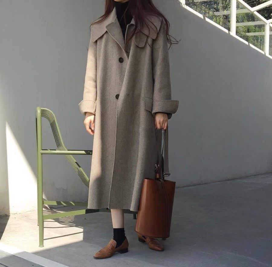 Áo khoác len gió Hepburn 2018 mùa đông phiên bản mới của Hàn Quốc với chiếc áo len dài lớn trên đầu gối hai lớp áo len cashmere áo cardigan