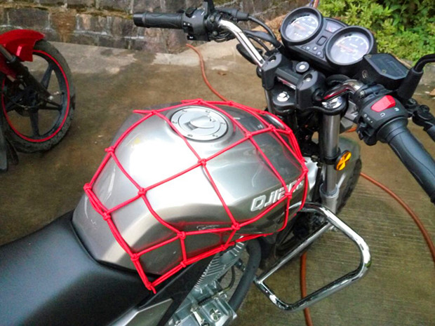 Locomotive Luggage Mesh Hood Tank Net Safety Hood Net Debris Bundling Rope Mesh Hook Elastic Rope Tightness Oil Tank Mesh Sleeve