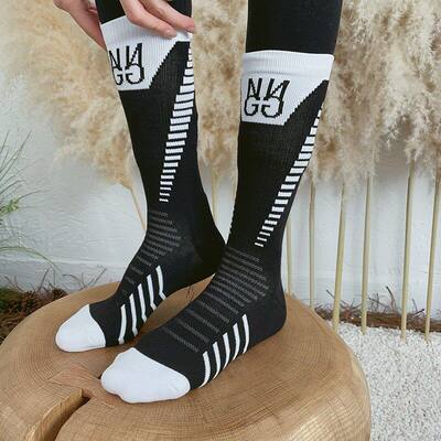 COOLMAX Quick-drying breathable thickened loop sports socks for men and women, medium and high socks for basketball, running and skiing