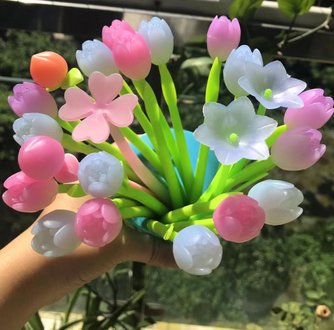 Net red creative sunlight Lower colour Flowers Flowers and Flowers Pens Tulip Balsamic Pen Four Leaf Grass Cherry Water Honey Peach Water-based Pen