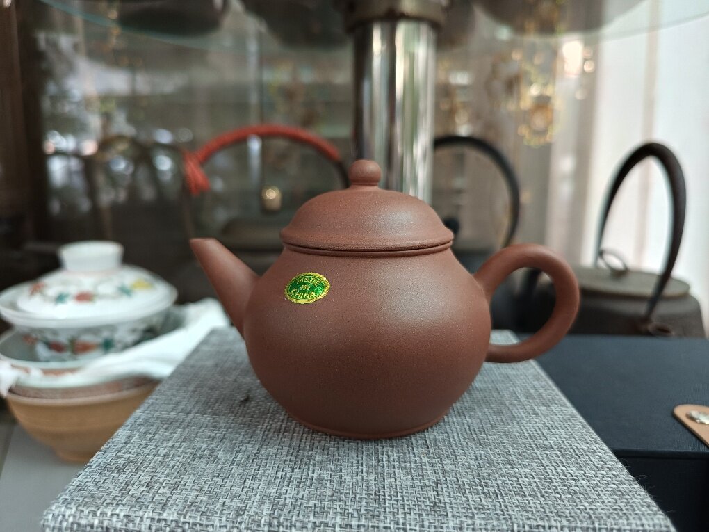 中国宜興急須 全手工 老紫泥紫砂壷　　荆溪張款 全手工宜兴紫砂茶壶[石瓢壶] (紫泥- 180ml) – YIQIN TEA HOUSE 一沁茶舍