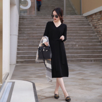 Zhao style word-of-mouth light luxury classic small black skirt V-collar seamless cashmere belt dress