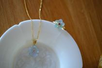 Lo Meishanzhuang original 18K gold inlaid jade plum blossom piece ring earrings pendant clear