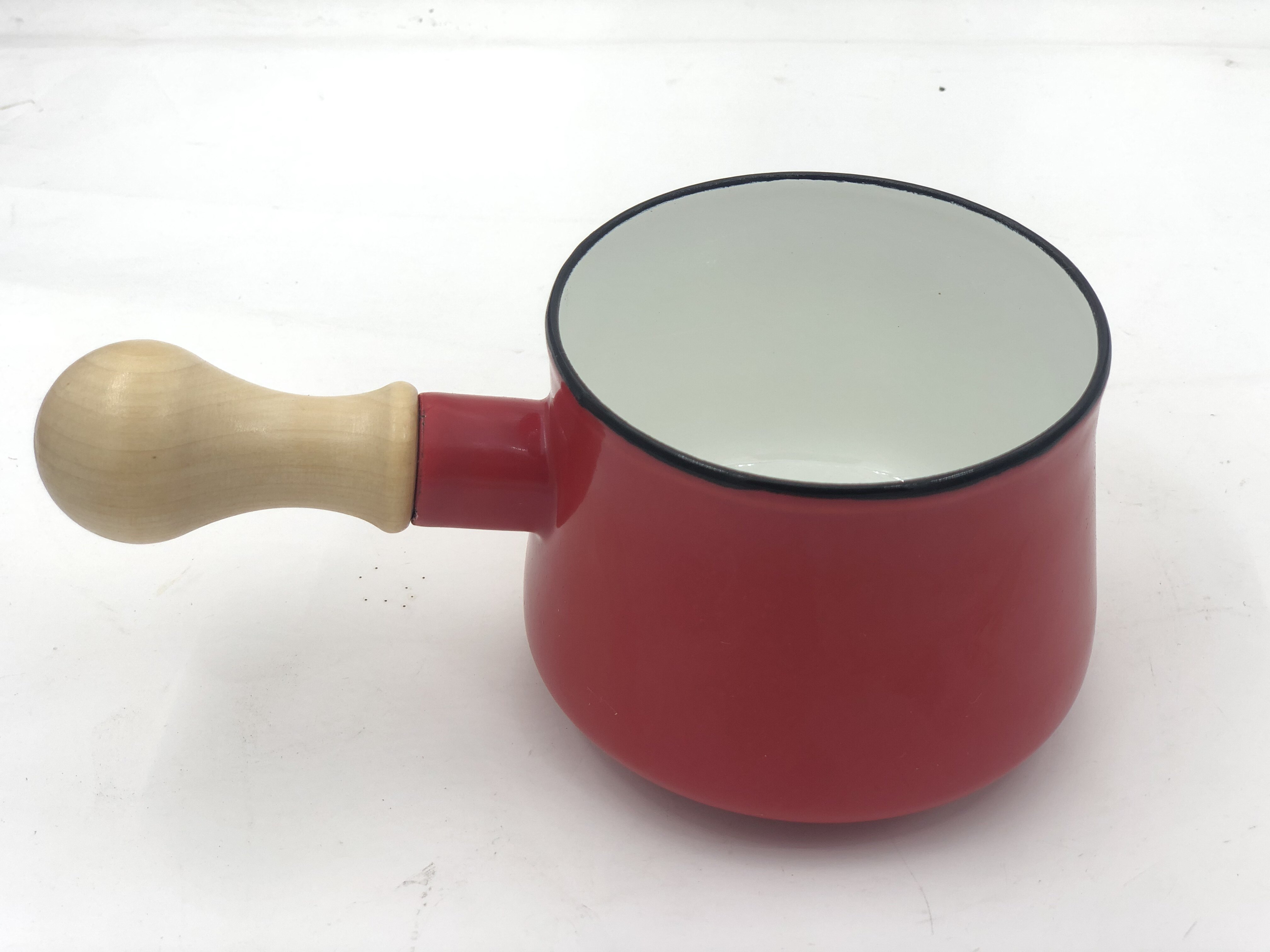 Enamel Milk Pan Deputy Food Pan Pure Red Enamel Pan Bubble Noodle Pan Hot Pot induction cookers Gas non-stick saucepan soup Home Saucepan