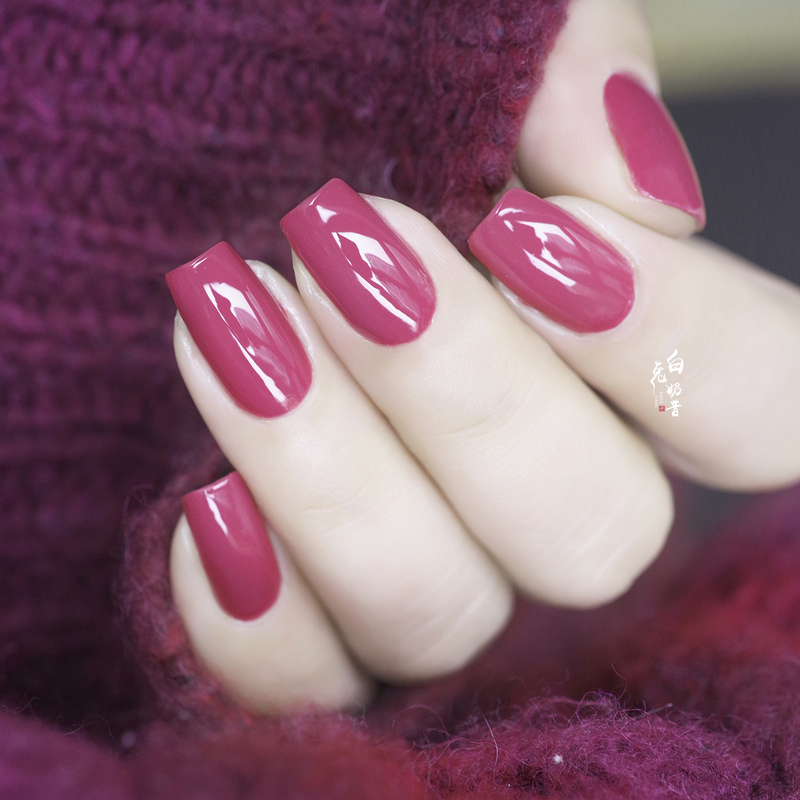 Whitening Low-Saturation Gray-Toned Berry Red White Rabbit Milkshake Opi Nail Polish Aurora Berry-Alis Raspberry