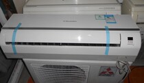 Second-hand Whirlpool Air Conditioning (cheap for sale) 1 1 of 1 5 lots of spot