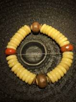 Tibetan Qing Dynasty full jade old rosary bracelet 40 two old south red waist beads two old tuojia melon beads