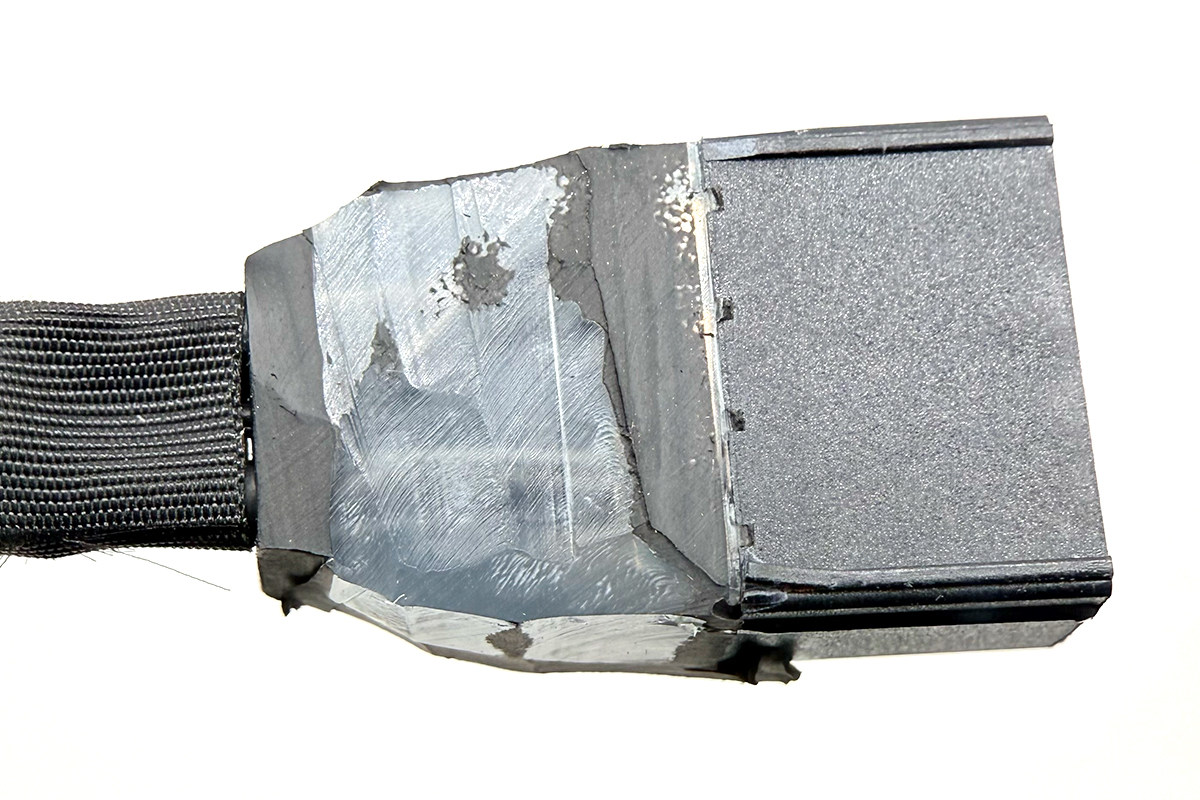暴力拆解16Pin显卡转接线2x8Pin转16pin 12VHPWR供电线 NVIDIA英伟达030-1633-000 5.0连接线 RTX 4090/4080供电安全防烧指南-3Cgeek,只卖正品 收售工厂呆滞库存尾单 暴力拆解16Pin显卡转接线2x8Pin转16pin 12VHPWR供电线 NVIDIA英伟达030-1633-000 5.0连接线 RTX 4090/4080供电安全防烧指南