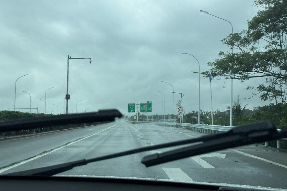 追更：环海南自驾游第9天 西线出之东方市-昌江-棋子湾赶海-儋州龙门激浪-风车公路……