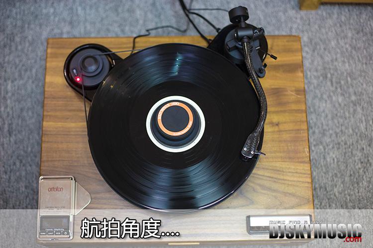 đầu đĩa than mcintosh	 Trình phát bản ghi vinyl Baoji RPM1 LP ProJect RPM 1 Trình phát bản ghi vinyl Carbon 2MRED 	bán máy nghe nhạc đĩa than cổ