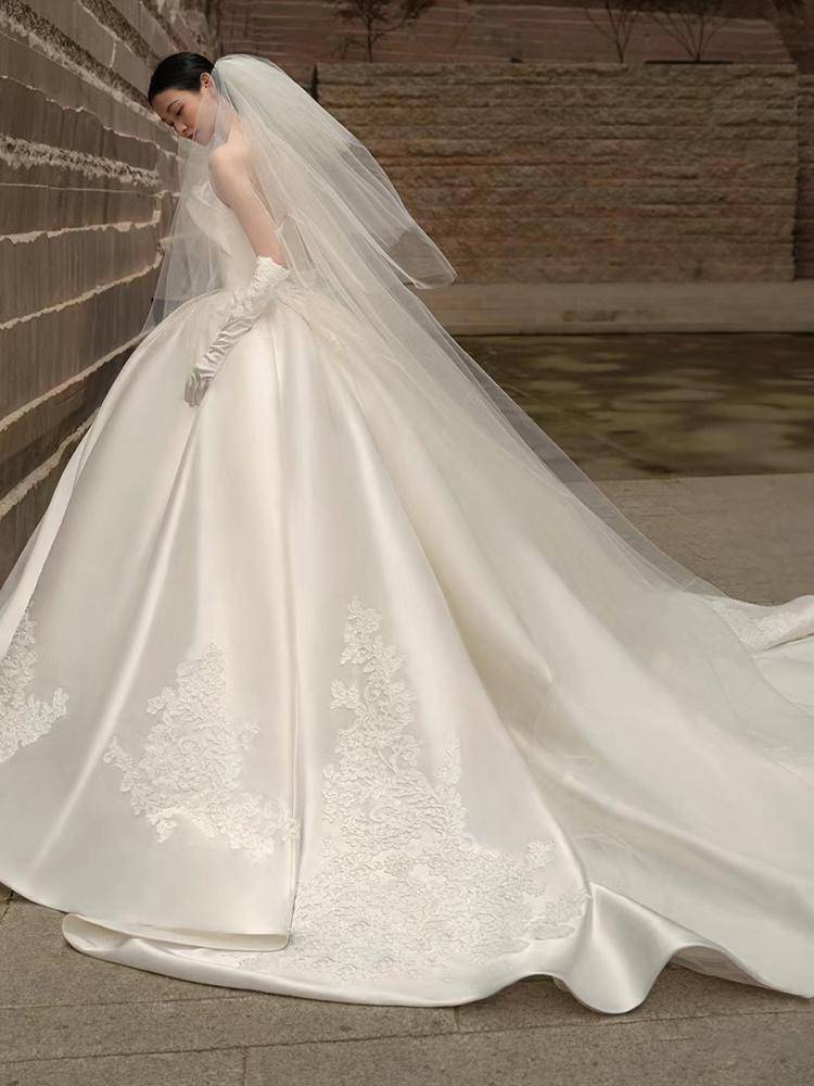 Wedding bride 2024 new satin tube top gauze Wedding bride 2024 new satin tube top gauze
