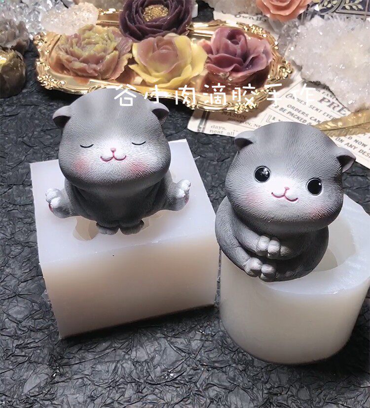 Hand-turned-over meat smiles smile kitten silicone mold