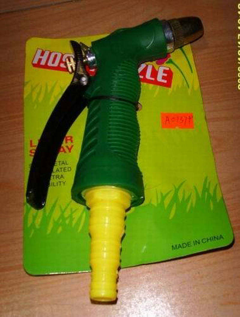 High-pressure water gun Water spray gun Cleaning gun Green spray gun Water gun head