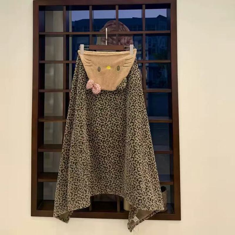 Leopard Print Kt Cat Bath Towel for Women, Thick and Soft, Absorbent, Non-Shedding, Hooded Cape, Children's Poncho, Oversized and Thickened Bath Towel