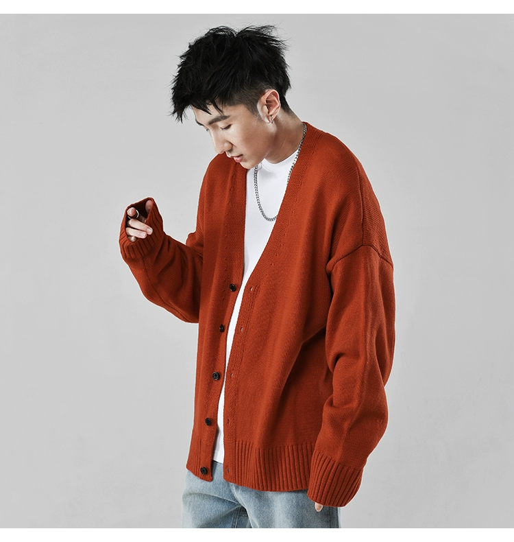 Áo len tự làm mùa xuân đường phố OVERSIZE lỏng màu rắn cổ chữ V áo len thủy triều nam giản dị lười gió đan áo len áo len nam đẹp