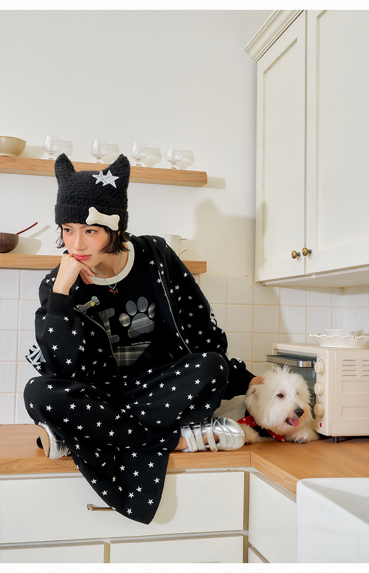 BJHG Star Print Zip-Up Hoodie