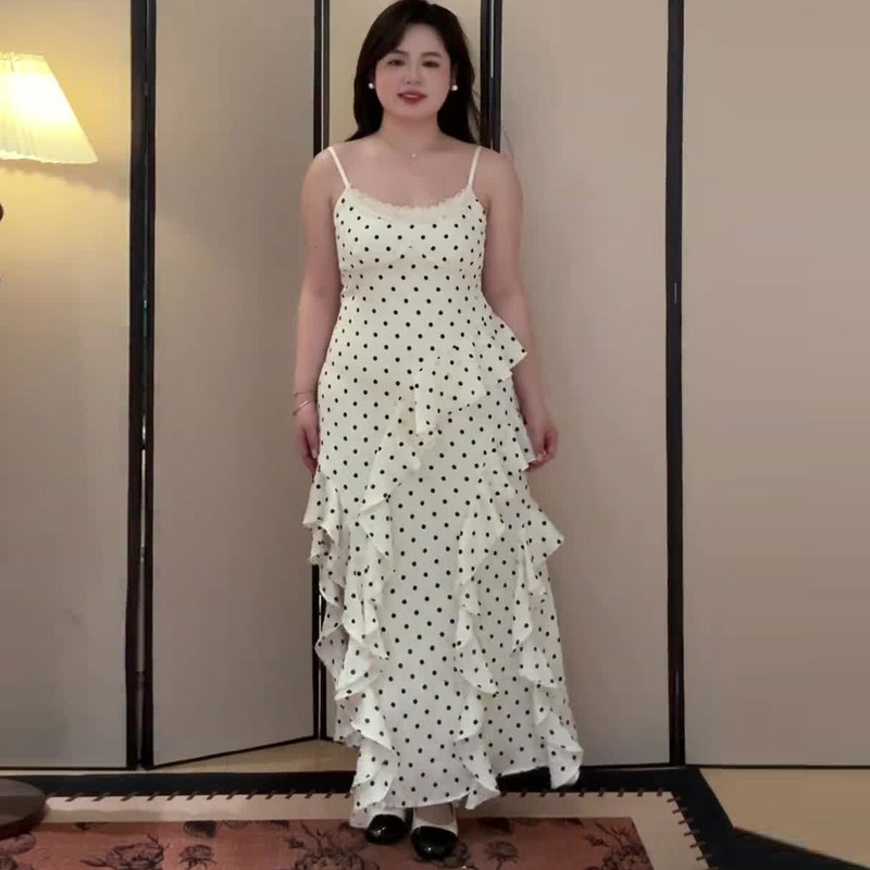 Plus-Size French Polka-Dot Spaghetti Strap Dress for Women, Summer, for Curvy Women, Ruffled Tiered Dress, Slimming, Unique, Versatile Long Dress