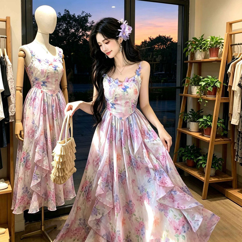 Plus-Size French Romantic Style Floral Spaghetti Strap Dress for Women, Summer Waist-Cinching Ruffled Ultra-Fairy Vacation Long Dress