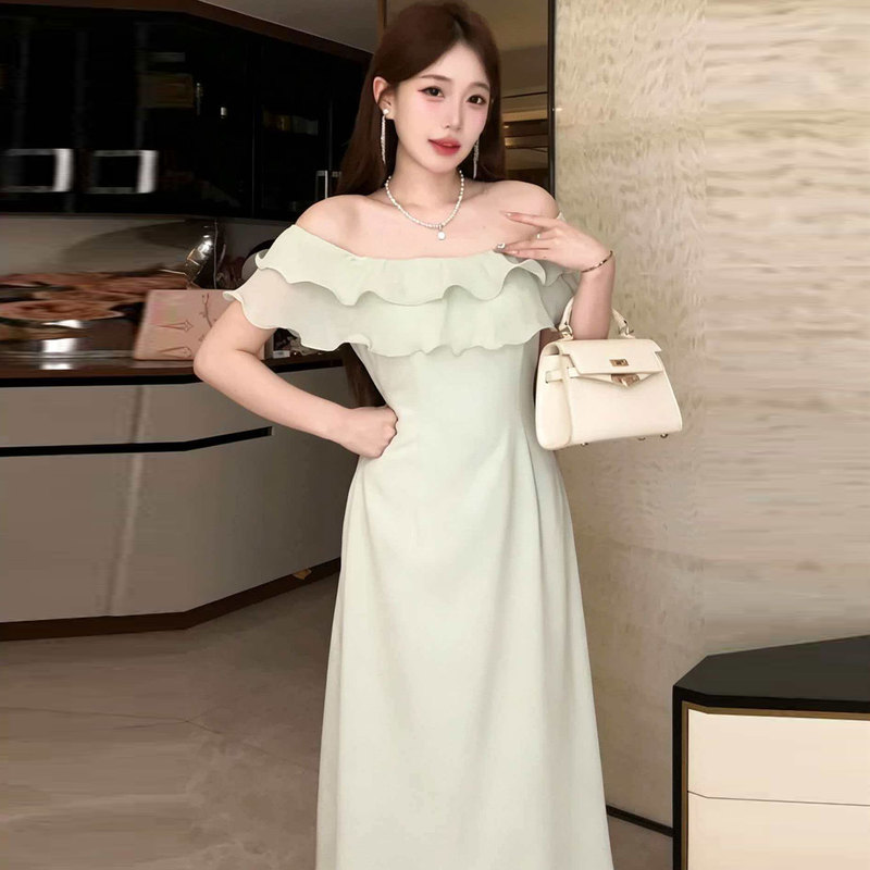 Plus-Size Elegant Ruffle Collar Dress for Women, Summer Off-Shoulder Date Dress, Waist-Cinching Slim-Fit Long Dress