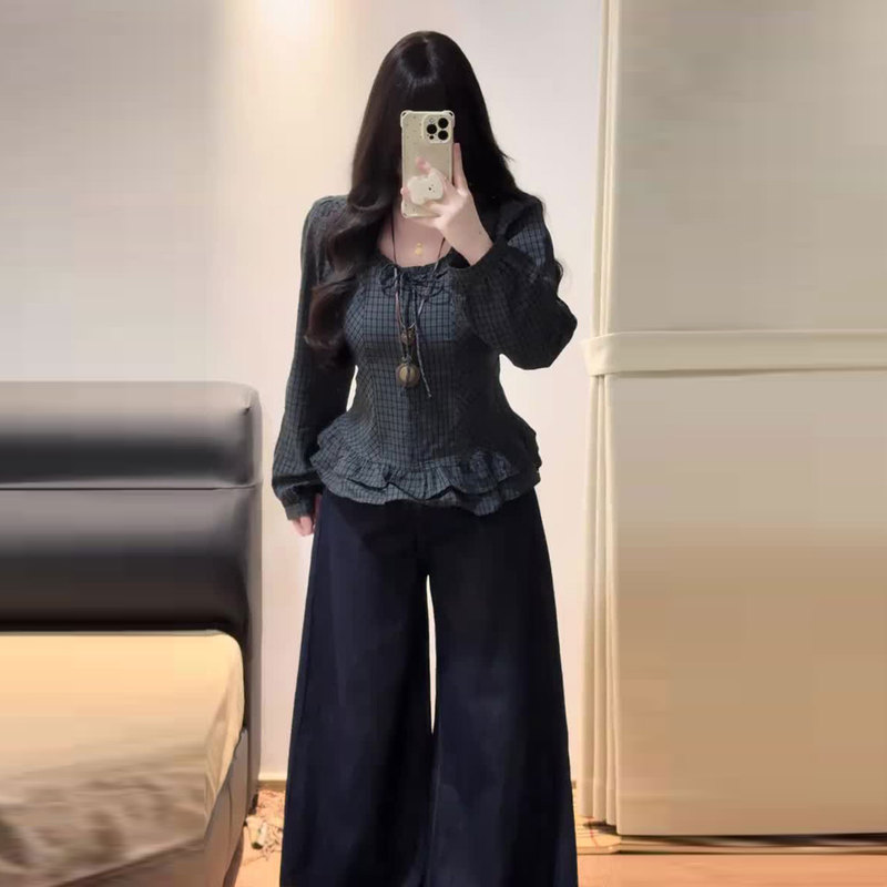 Plus-Size French Plaid Ruffled Bow Blouse for Women, Autumn and Winter, Suitable for Slightly Chubby Figures, Versatile, Waist-Cinching, Slimming Top