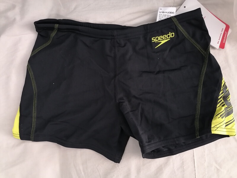 Speedo Men's Quick-Drying Boxer Swimming Trunks 312117 Speedo Men's Quick-Drying Boxer Swimming Trunks 312117