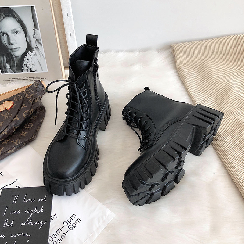 Thick bottom Martin boots schoolgirls Han version 100 hitch 2022 new winter gush Inn wind slim and thin spring autumn single boot