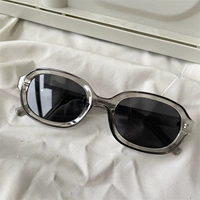 Бегущий мужской серый каркас серый фильм