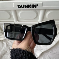 Черная черная асимметрия