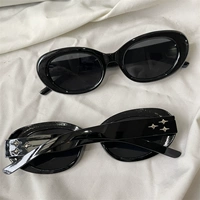 Три звезды овальные