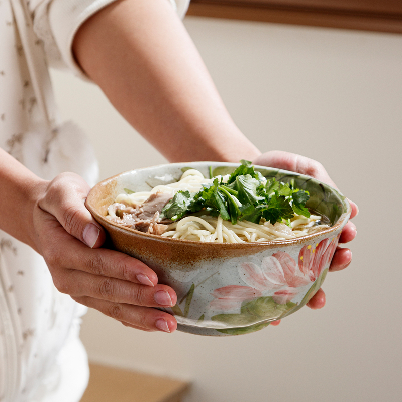 Jingdezhen Pure Handmade Ceramic Bowl with Hand-Painted Floral Design, Underglaze Color, High-Temperature Household Large Soup Bowl, Vintage Tableware