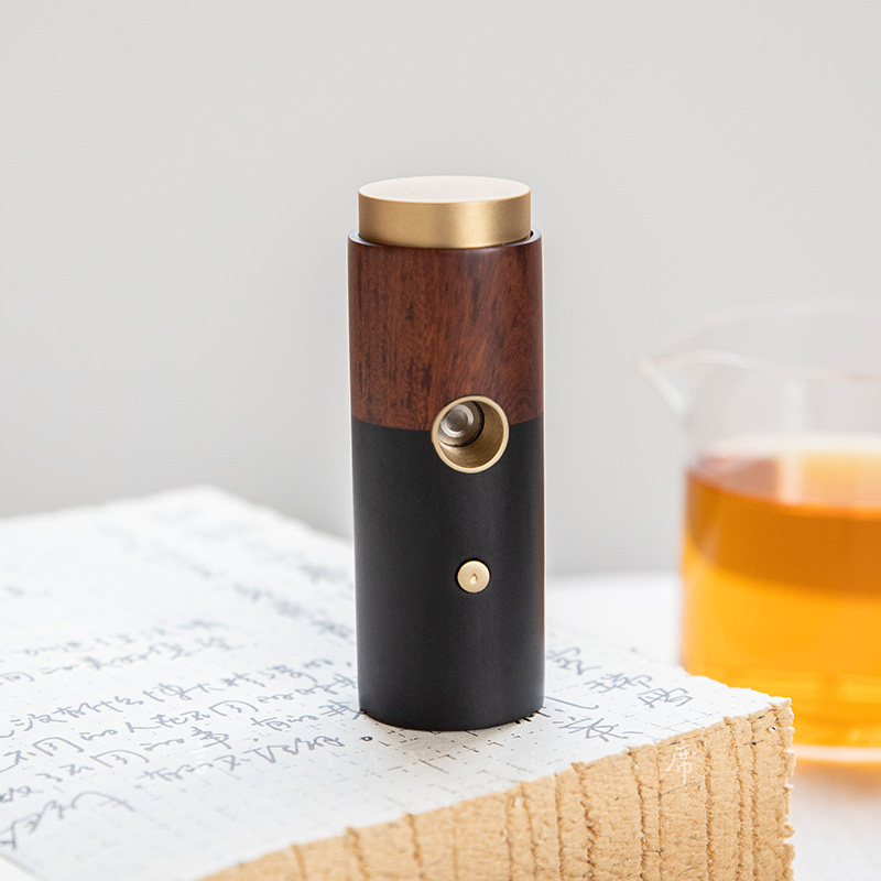 Tea Small Mist Zen PORTABLE TEA SPRAY MOISTURIZER PURPLE LIGHT SANDALWOOD MADE OF TEA SCENETEA ROOM LIFT A GIFT BOX-TAOBAO