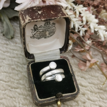 Vintage medieval european return 925 silver double bead open ring