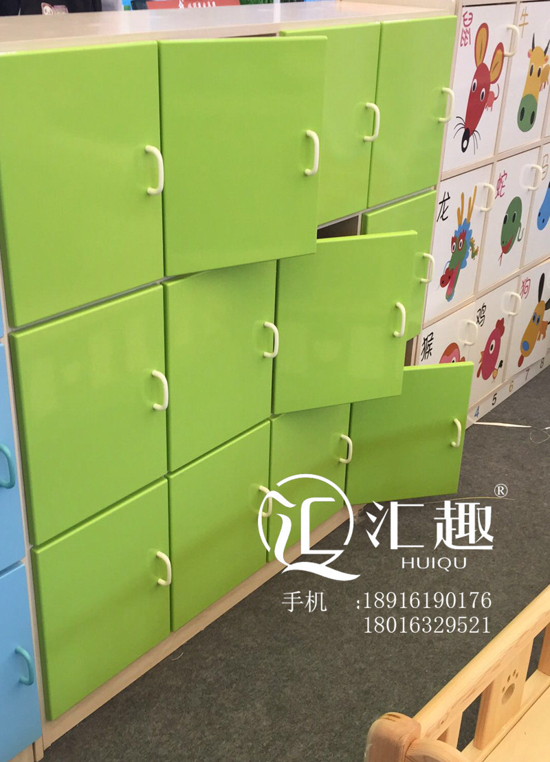 Hot - selling kindergarten early education large size 12 packet cabinet