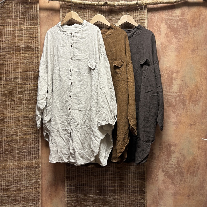 2655 Mori Girl Style Early Autumn New Round Stand Collar Buttoned Flap Small Pocket Mid-Length Casual Versatile Linen Shirt 2655 Mori Girl Style Early Autumn New Round Stand Collar Buttoned Flap Small Pocket Mid-Length Casual Versatile Linen Shirt
