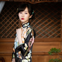 Tianxiang Guoyan -- Spring and Autumn Festival genuine silk hand-painted revelers with elegant and elegant high-end temperament qipao skirt
