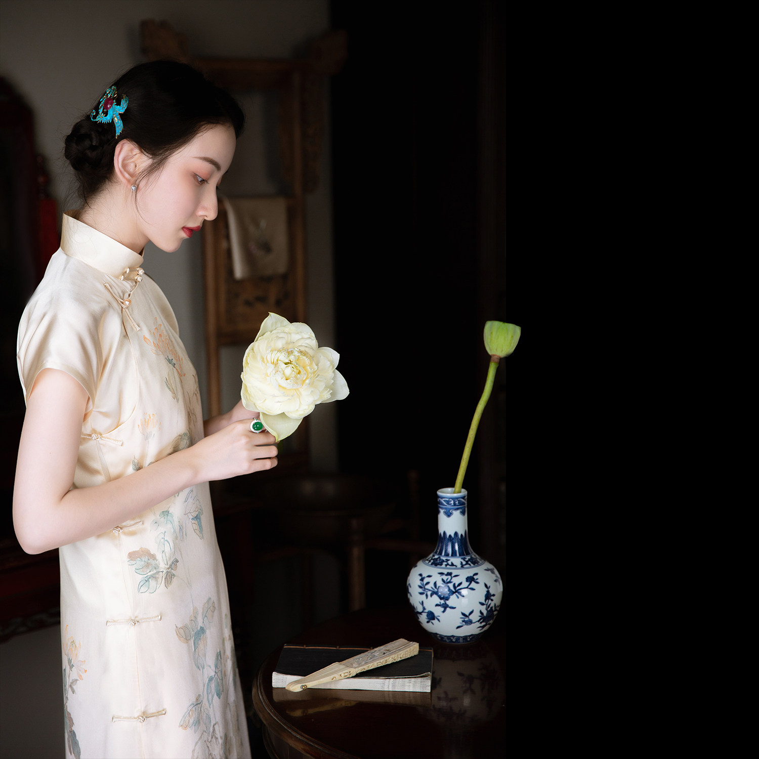 East fence Ruhua -- Spring Summer Festival genuine silk satin retro ink printing young everyday Republic of China Thin Qipao Female name Yuanyuan