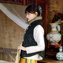 Ink smoke spring and autumn imitation mink hair collar Republic of China style retro old satin warm Chinese horse clip one city wind wool coat