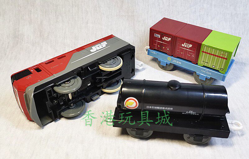 товар из китая 日本多美火车世界tomy普乐路电动火车玩具 eh500金太郎货车运输车 Takara