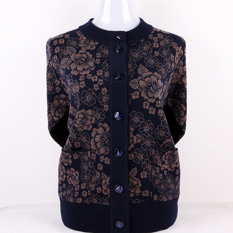 Elderly Women's Autumn and Winter Clothing, Thick Knitted Cardigan Sweater for Mothers, Loose Coat Tops for 60-70 Year Old Grandmothers Elderly Women's Autumn and Winter Clothing, Thick Knitted Cardigan Sweater for Mothers, Loose Coat Tops for 60-70 Year Old Grandmothers