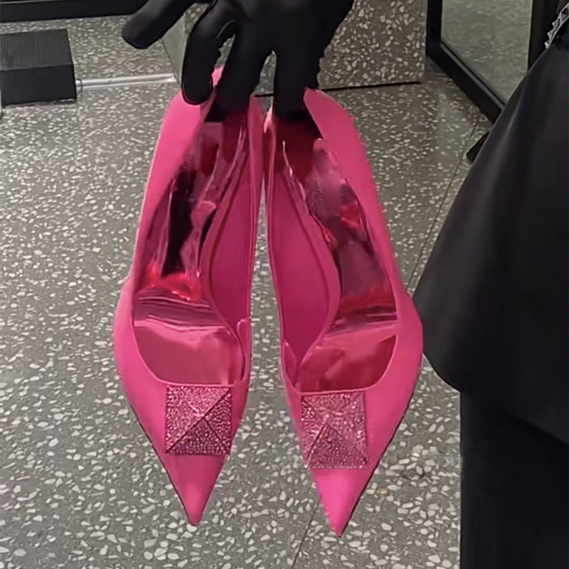French Pointed-Toe High-Heeled Shoes for Women 2026 Spring New Style Square Buckle Fashion Rhinestone Rose Red Sexy Stiletto Shoes French Pointed-Toe High-Heeled Shoes for Women 2026 Spring New Style Square Buckle Fashion Rhinestone Rose Red Sexy Stiletto Shoes
