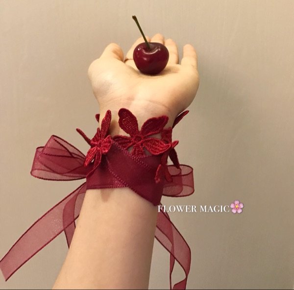 (Lace Wrist Flower)Petal organza ribbon tied wrist Bride toast dress Bridesmaid hand Decorative Hand strap