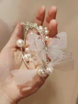 Crystal rhinestone shiny beautiful little butterfly wrist wristband bride bridesmaid festival wedding wedding wedding hand flower