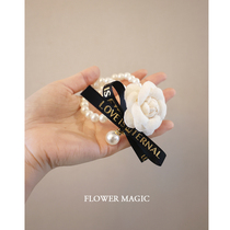 White Mountain Tea Flower Simple Little Fragrance Black and White Business Event Opening Ceremony Bride-maid wristflower