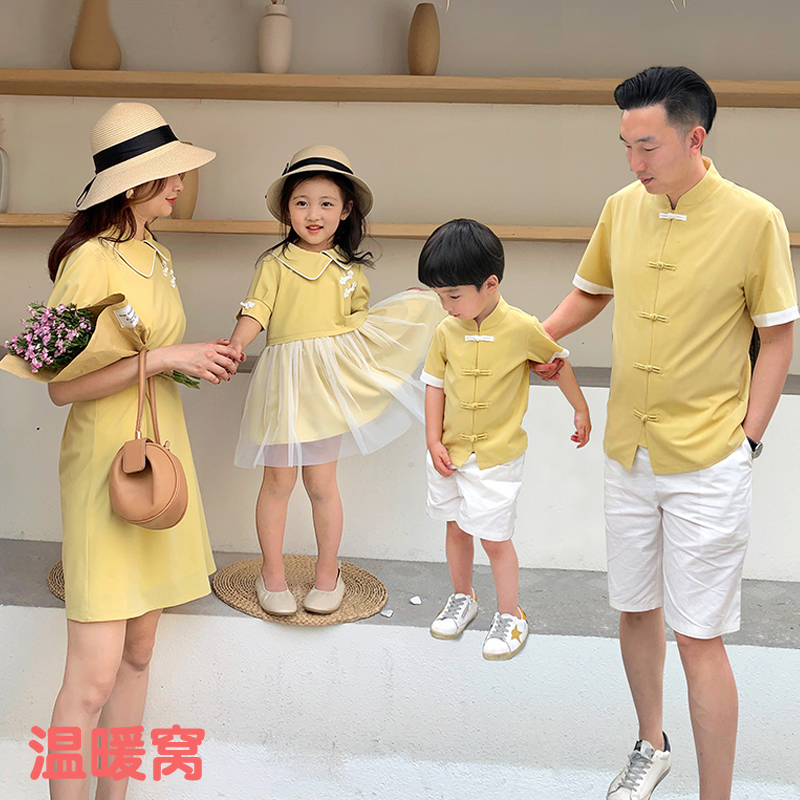 Different Chinese style family portrait parent-child outfit 2021 summer new mother-daughter skirt father-daughter mother-son father-son Tang suit tide