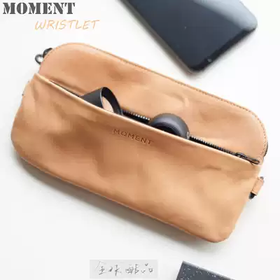 MOMENT WRISTLET horween holvin leather handbag mobile lens cosmetic bag