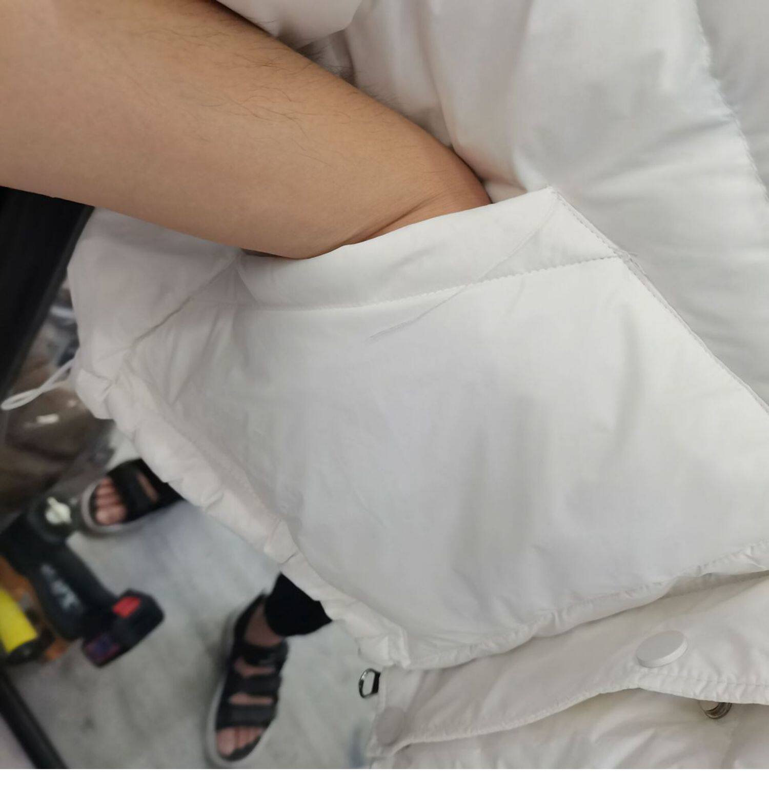 2022羽绒服女短款针织连帽拼接袖韩版糖果色反季清仓设计感外套潮详情15