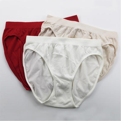 Women's underwear, original single stock, breathable, soft, high slit, skin-friendly, seamless, red, simple mid-waist bag, hip triangle