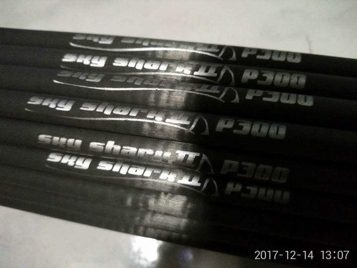 Kite pole Frosted kite carbon pole Shark pole P300 kite accessories